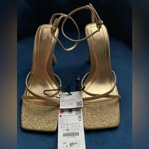 NWT Zara golden glitter heels
